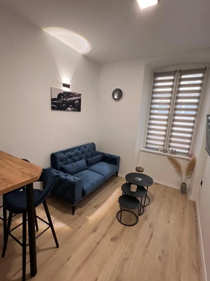 Fiume La Guardia Apartment 0*, Rijeka