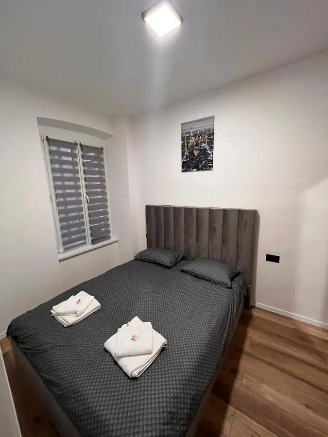 Fiume La Guardia Apartment Croatia