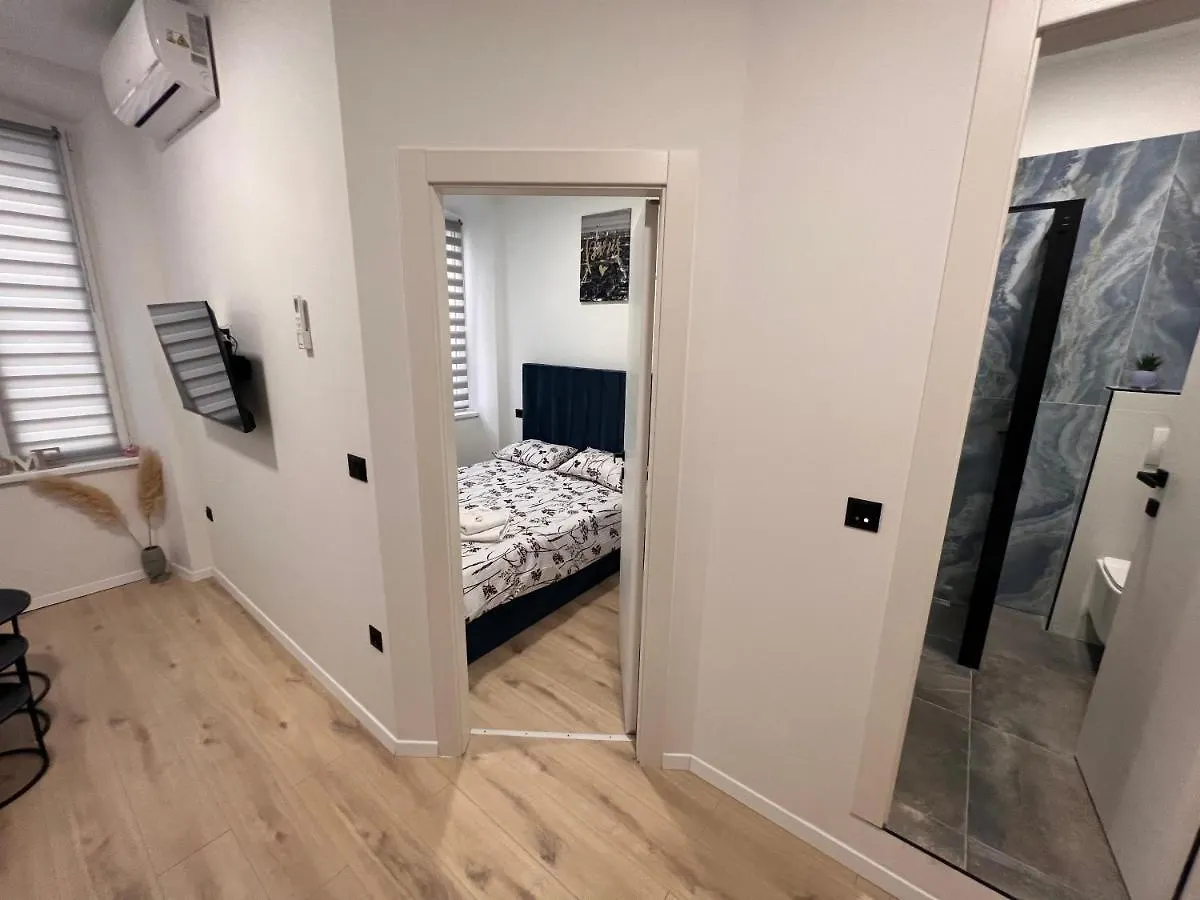 Fiume La Guardia Apartment 0*, Rijeka